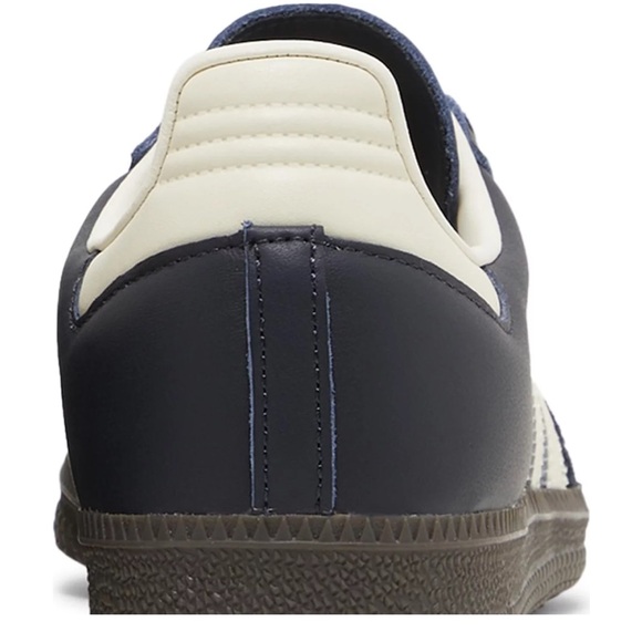 NWT RARE Adidas Sambas OG 'Night Navy Gum' - Picture 7 of 12